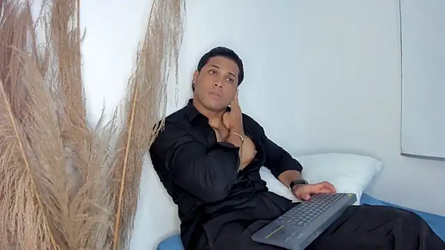 Snapshot of Evansdark1 chatting on 14, 2, 2026 Evansdark1 online show from 14, 2, 2026