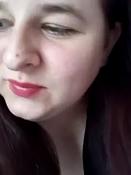 Snapshot of Curvaceouscarla chatting on 3, 10, 2025 Curvaceouscarla online show from 3, 10, 2025