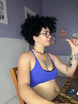 Snapshot of CamillyBlum chatting on 18, 10, 2025 CamillyBlum online show from 18, 10, 2025