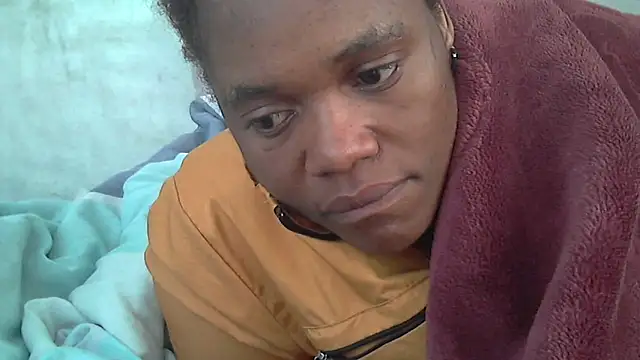 Snapshot of sexythae32 chatting on 11, 9, 2025 sexythae32 online show from 11, 9, 2025