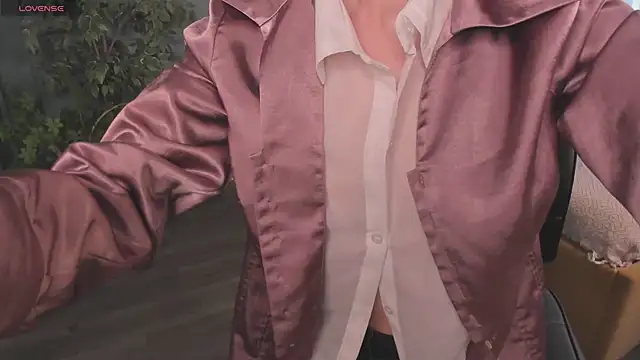 chloe dreammm online show from 8, 3, 2026