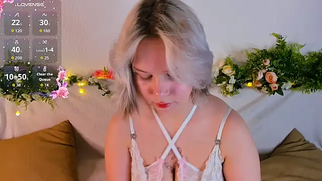 girlllsooft online show from 26, 9, 2025