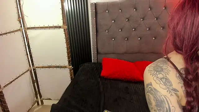 Snapshot of Scarbadgirl_ chatting on 24, 6, 2026 Scarbadgirl online show from 24, 6, 2026