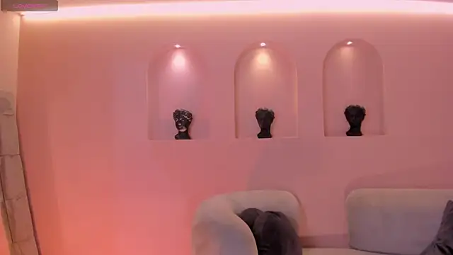 IsabellaMoreau online show from 23, 10, 2025