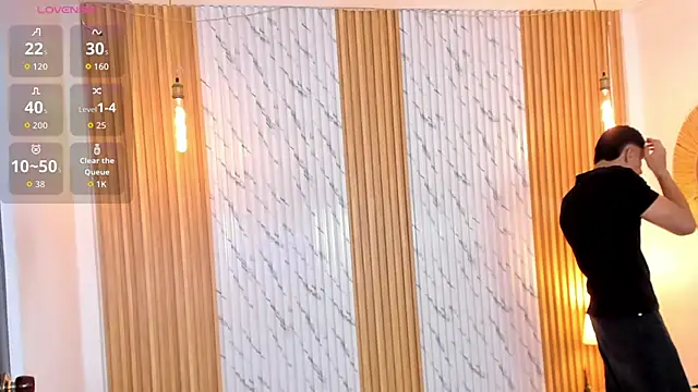 Snapshot of thomas_walker0 chatting on 3, 10, 2025 thomas walker0 online show from 3, 10, 2025