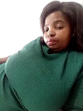 ShySexyBaddiexx online show from 22, 9, 2025