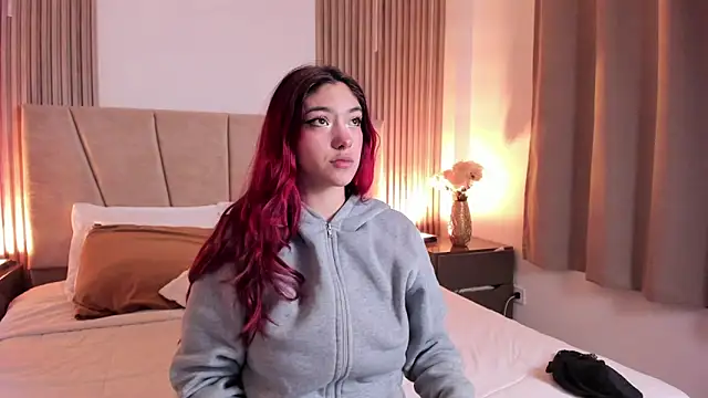 Victoria Beaumont online show from 4, 3, 2026