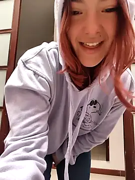 Snapshot of Victoria_Beaumont chatting on 25, 4, 2026 Victoria Beaumont online show from 25, 4, 2026