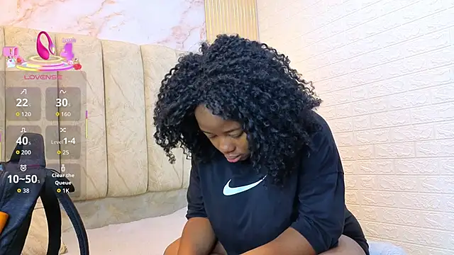 Snapshot of kiarazafira chatting on 11, 10, 2025 kiarazafira online show from 11, 10, 2025