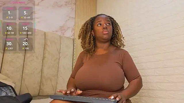 kiarazafira online show from 7, 11, 2025