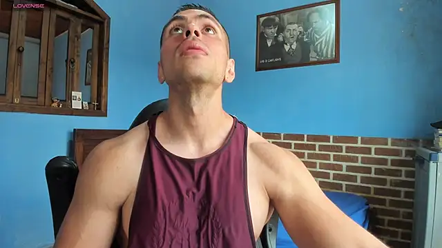 Snapshot of justinkarter chatting on 17, 11, 2025 justinkarter online show from 17, 11, 2025