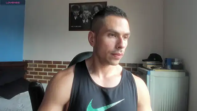 Snapshot of justinkarter chatting on 8, 7, 2026 justinkarter online show from 8, 7, 2026
