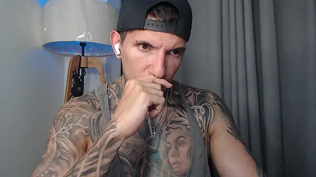 Shane Clay online show from 18, 12, 2025