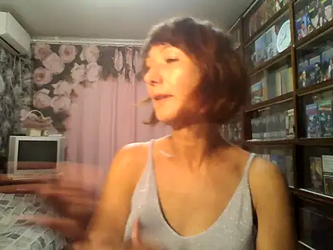 Snapshot of Pline1 chatting on 14, 9, 2025 Pline1 online show from 14, 9, 2025