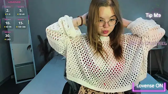 RadiantFairy online show from 14, 9, 2025