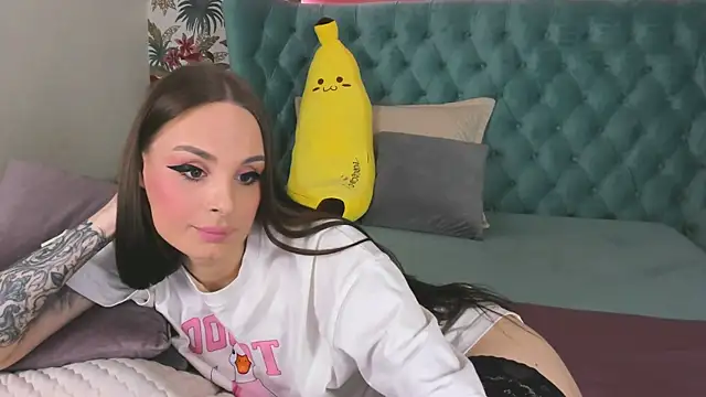 NaughtyLoryy online show from 29, 10, 2025