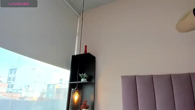 violet myerrs online show from 20, 11, 2025