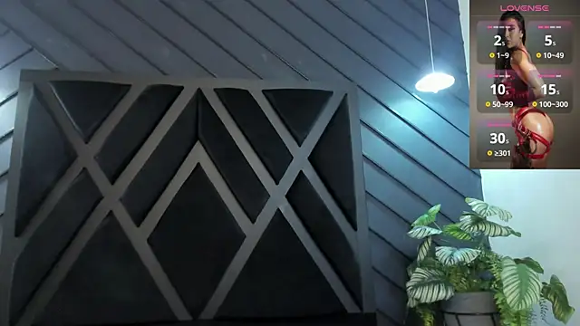 zoe martins  online show from 10, 11, 2025