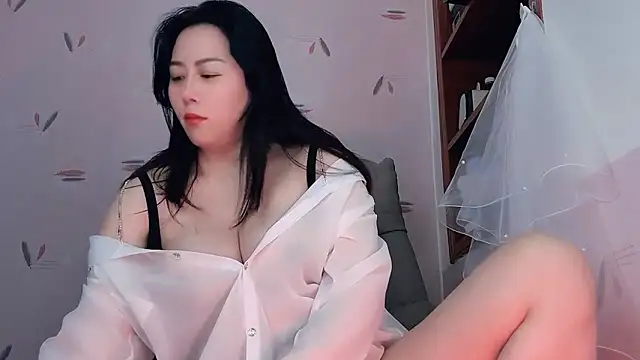 Eve5215 online show from 16, 12, 2025