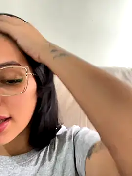 Snapshot of jujuarantes__2025 chatting on 6, 11, 2025 jujuarantes 2025 online show from 6, 11, 2025