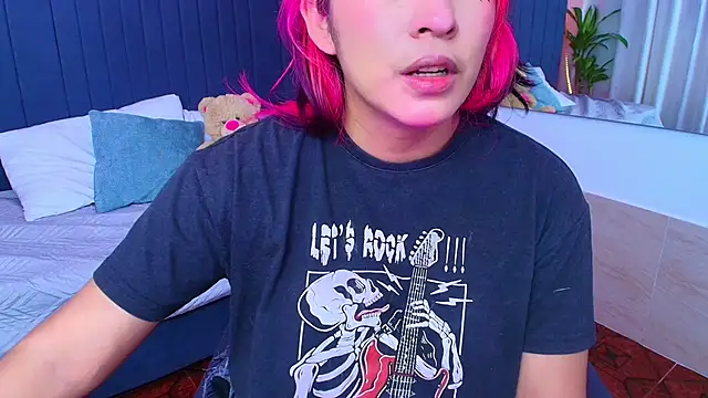 NELLYAZUMI online show from 11, 9, 2025