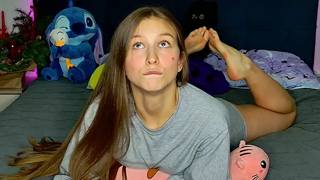 MissEmilyMiller online show from 22, 12, 2025