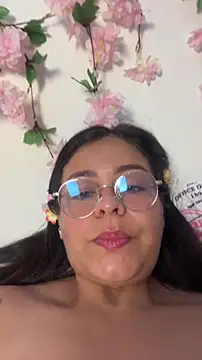 sweet shadil  online show from 1, 4, 2026