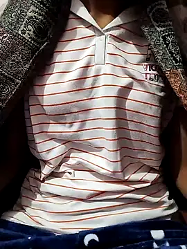 Snapshot of Sx-Maniya chatting on 23, 11, 2025 Sx-Maniya online show from 23, 11, 2025