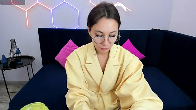 Kat  cat online show from 3, 11, 2025