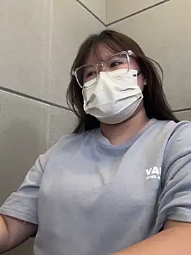 Snapshot of ariel_613 chatting on 30, 10, 2025 ariel 613 online show from 30, 10, 2025