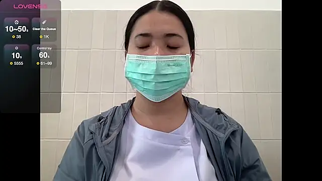 Snapshot of mini_unicorn chatting on 18, 12, 2025 mini unicorn online show from 18, 12, 2025