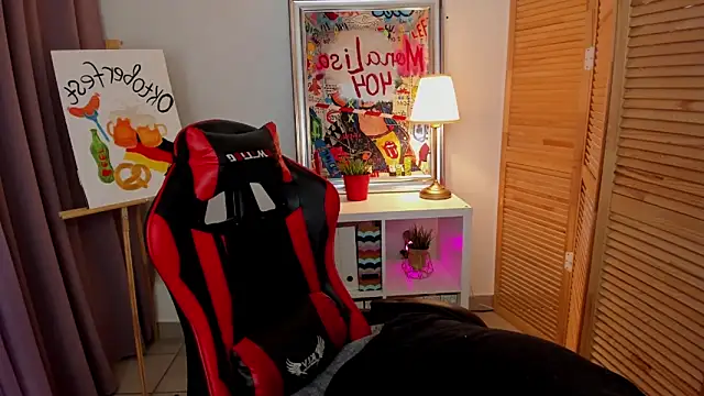 Snapshot of ayakskalermonss chatting on 7, 10, 2025 ayakskalermonss online show from 7, 10, 2025