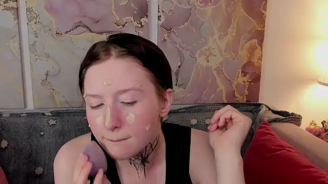 Snapshot of ayakskalermonss chatting on 8, 10, 2025 ayakskalermonss online show from 8, 10, 2025