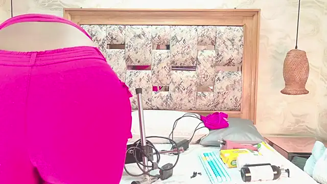 ZOLEY WATSON online show from 18, 1, 2026