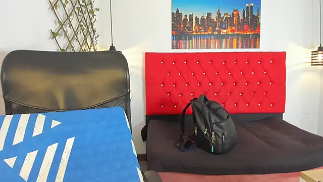 carolinacrus01 online show from 8, 9, 2025