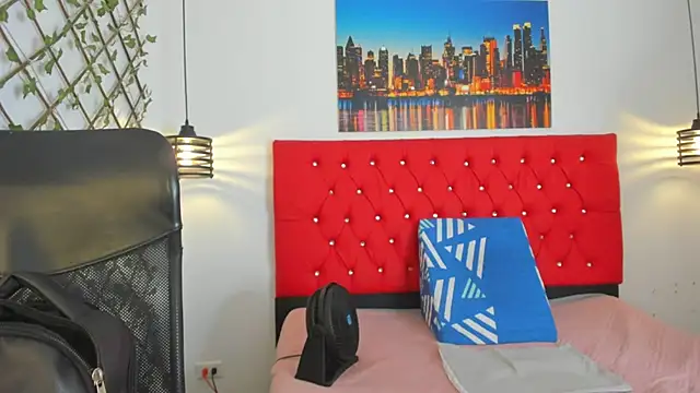 carolinacrus01 online show from 20, 9, 2025