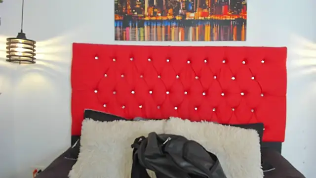 carolinacrus01 online show from 25, 10, 2025