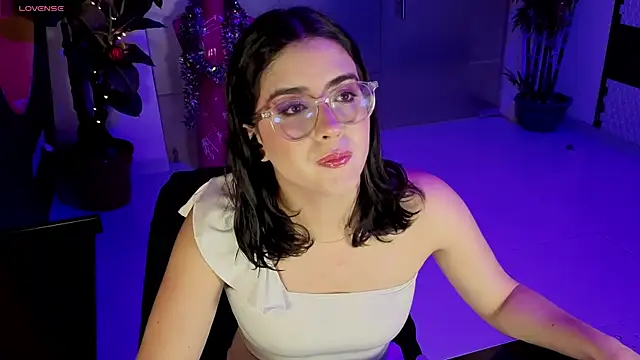 LiLLiAnderson online show from 12, 1, 2026