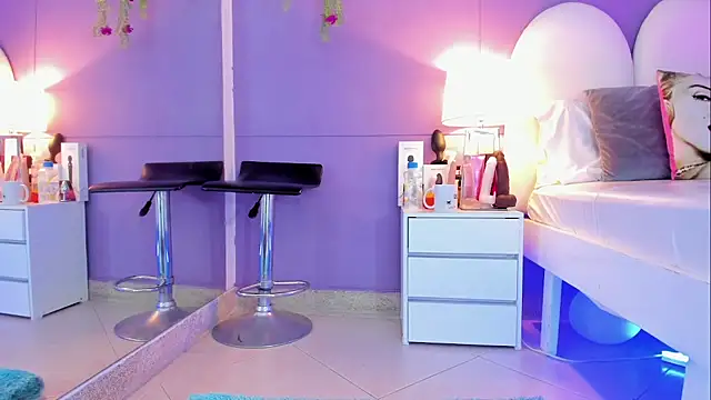 my aleja  online show from 11, 11, 2025