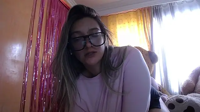 Snapshot of miss_lilieth chatting on 6, 6, 2026 miss lilieth online show from 6, 6, 2026