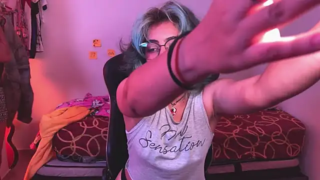 Snapshot of Andrewpetrikov_ chatting on 29, 9, 2025 Andrewpetrikov online show from 29, 9, 2025