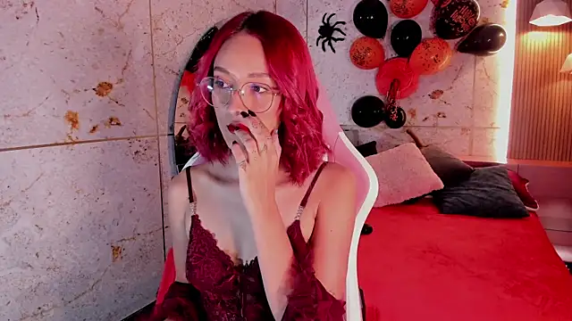 Snapshot of daphne_courtis chatting on 29, 10, 2025 daphne courtis online show from 29, 10, 2025