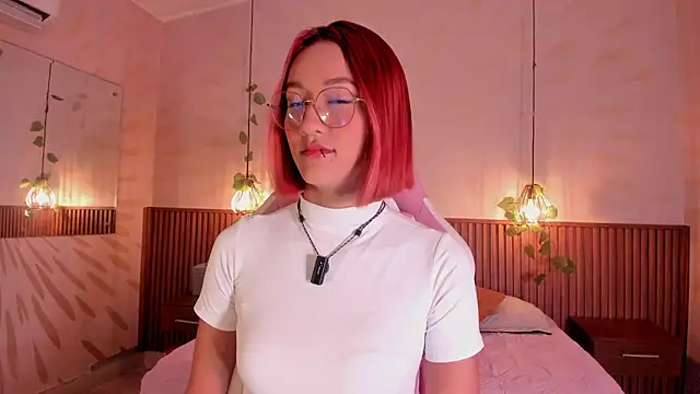 daphne courtis online show from 13, 3, 2026