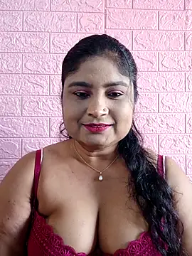 Snapshot of hornyriyanka chatting on 10, 11, 2025 hornyriyanka online show from 10, 11, 2025