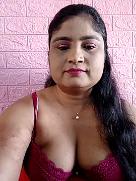 Snapshot of hornyriyanka chatting on 18, 11, 2025 hornyriyanka online show from 18, 11, 2025