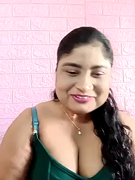 Snapshot of hornyriyanka chatting on 24, 11, 2025 hornyriyanka online show from 24, 11, 2025