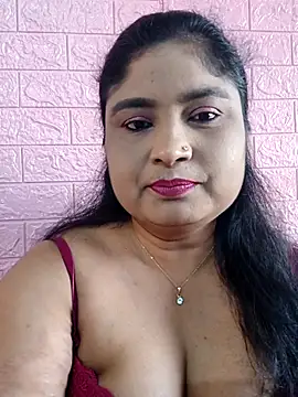 Snapshot of hornyriyanka chatting on 5, 12, 2025 hornyriyanka online show from 5, 12, 2025