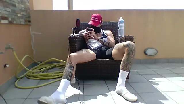 youngAlphaCouple online show from 25, 3, 2026