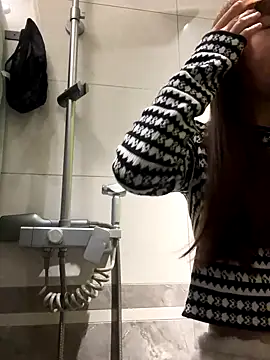 D-033 online show from 21, 11, 2025