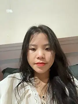 Snapshot of Bella_7777 chatting on 25, 10, 2025 Bella 7777 online show from 25, 10, 2025